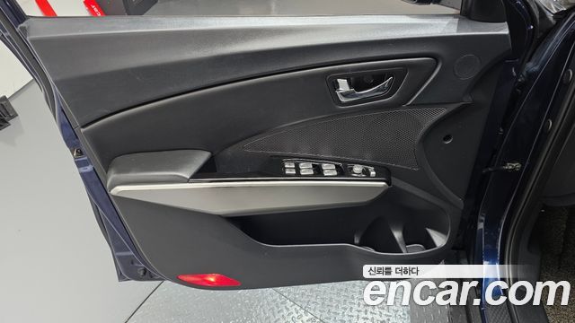 KG Mobility (SsangYong) Tivoli Diesel VX 2WD 2016 — фото 24