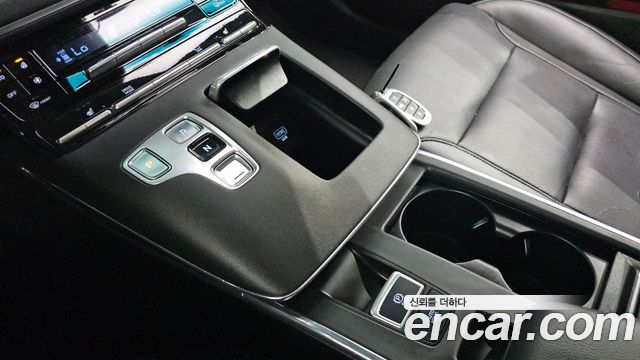 Hyundai Grandeur (IG) 2.5 Premium 2022 — фото 9