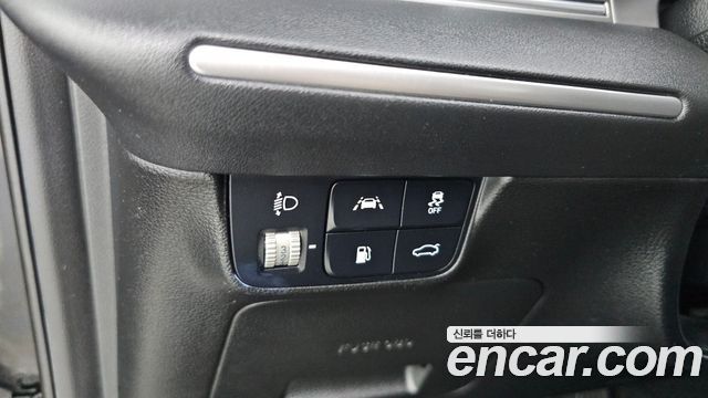 Hyundai Grandeur (IG) 2.5 Premium 2022 — фото 20