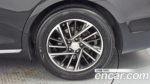 Hyundai Grandeur (IG) 2.5 Premium 2022 — фото 21