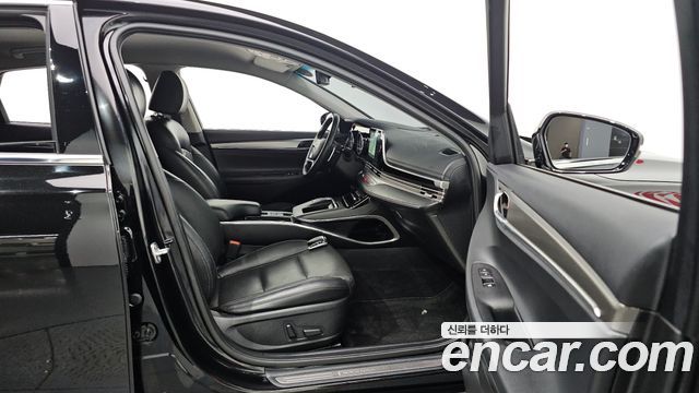Hyundai Grandeur (IG) 2.5 Premium 2022 — фото 26