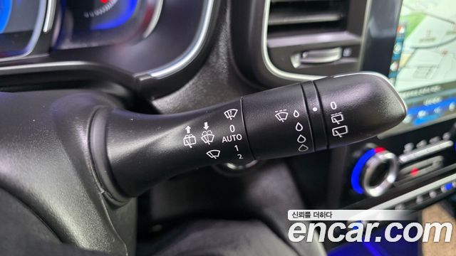 Renault Korea QM6 Diesel 4WD RE Signature 2017 — фото 17