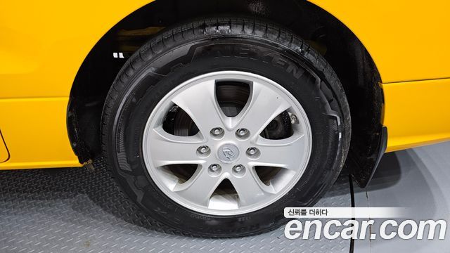 Hyundai Grand Starex School Bus LPi 2021 — фото 21