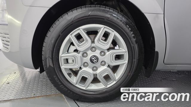 Hyundai Staria HEV 1.6 Cargo 5-Seater Modern 2025 — фото 5