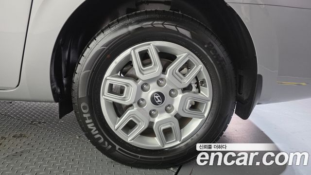 Hyundai Staria HEV 1.6 Cargo 5-Seater Modern 2025 — фото 21