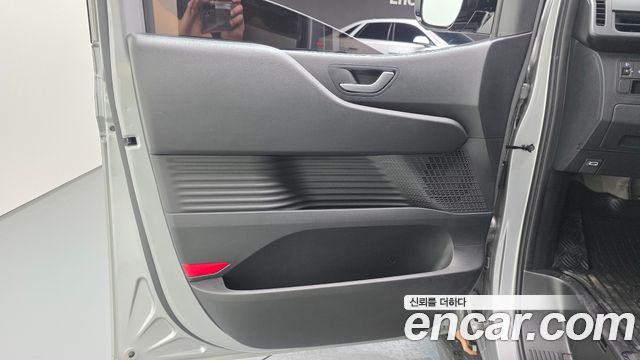 Hyundai Staria HEV 1.6 Cargo 5-Seater Modern 2025 — фото 24
