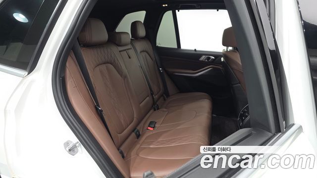 BMW X5 (G05) xDrive 40i M Sport 2023 — фото 11