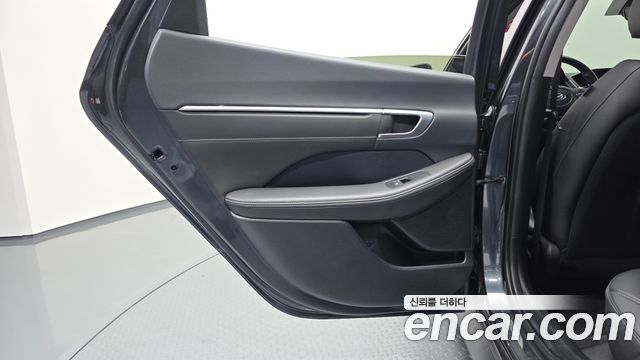 Hyundai Sonata (DN8) 2.0 LPG(rental car) Premium 2023 — фото 25