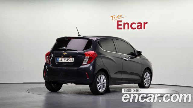 Chevrolet Spark Premier 2022 — фото 2