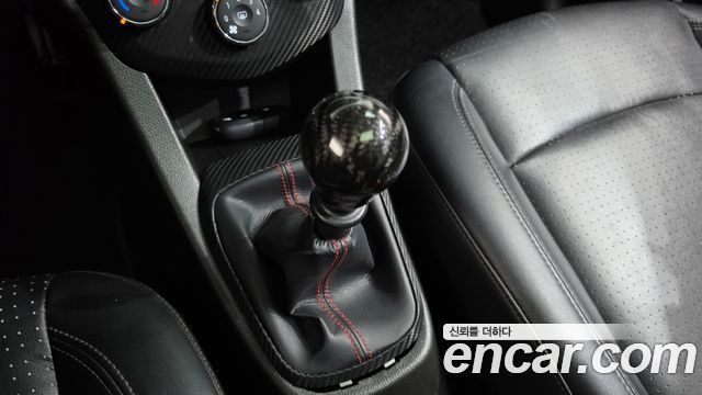Chevrolet Aveo Sedan 1.4 Turbo LS 2018 — фото 9