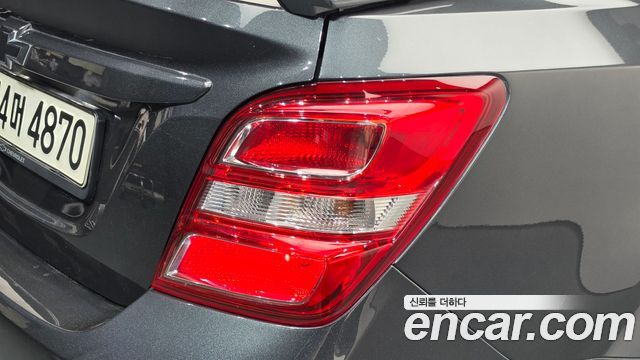 Chevrolet Aveo Sedan 1.4 Turbo LS 2018 — фото 29