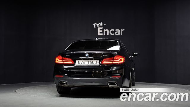 BMW 5 Series (G30) 530i xDrive M Sport Package Plus 2017 — фото 4