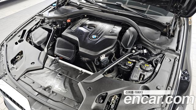 BMW 5 Series (G30) 530i xDrive M Sport Package Plus 2017 — фото 6