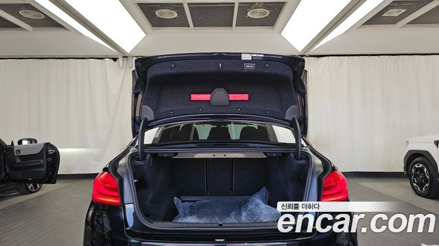 BMW 5 Series (G30) 530i xDrive M Sport Package Plus 2017 — фото 20