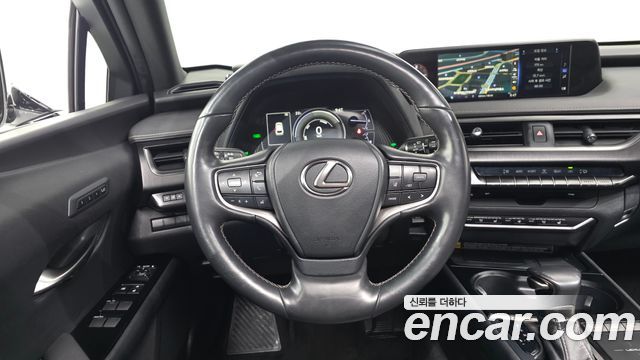 Lexus UX250h 2.0 AWD 2019 — фото 12