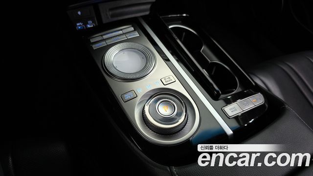 Genesis G80 (RG3) Gasoline 2.5 Turbo 2WD 2022 — фото 9