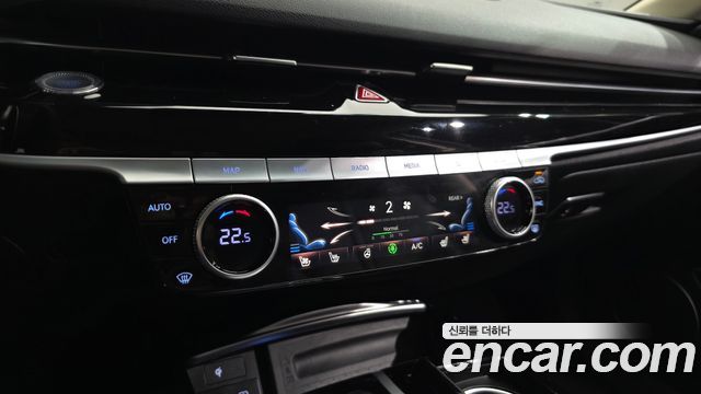 Genesis G80 (RG3) Gasoline 2.5 Turbo 2WD 2022 — фото 38