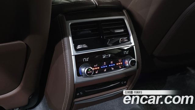 BMW 7 Series (G11) 740Ld xDrive Design Pure Excellence 2020 — фото 20