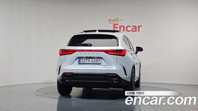 Lexus NX350h (II) Luxury 2025 — фото 4