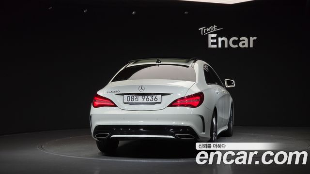 Mercedes-Benz CLA-Class (C117) CLA220 AMG Line 2018 — фото 4