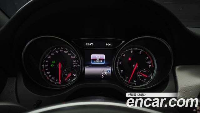 Mercedes-Benz CLA-Class (C117) CLA220 AMG Line 2018 — фото 8