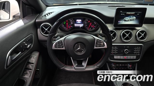 Mercedes-Benz CLA-Class (C117) CLA220 AMG Line 2018 — фото 13