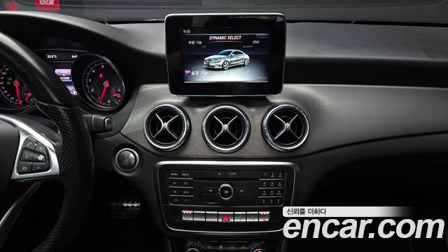 Mercedes-Benz CLA-Class (C117) CLA220 AMG Line 2018 — фото 14