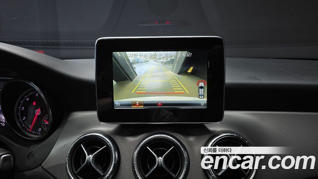 Mercedes-Benz CLA-Class (C117) CLA220 AMG Line 2018 — фото 15