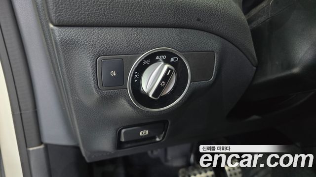 Mercedes-Benz CLA-Class (C117) CLA220 AMG Line 2018 — фото 19