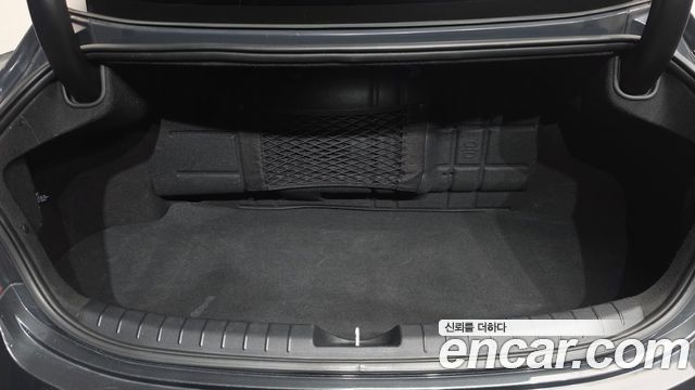 Hyundai Grandeur (IG) 3.0 LPi Exclusive (Rental Car) 2018 — фото 20