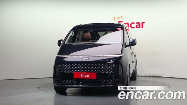 Hyundai Staria Lounge 9-Seater Prestige 2022 — фото 3