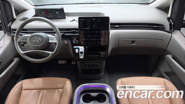 Hyundai Staria Lounge 9-Seater Prestige 2022 — фото 7