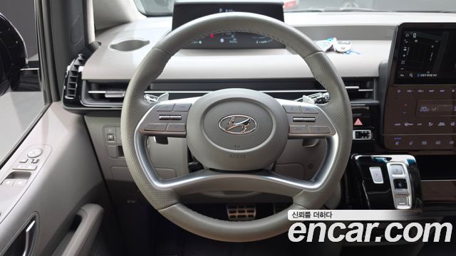 Hyundai Staria Lounge 9-Seater Prestige 2022 — фото 13