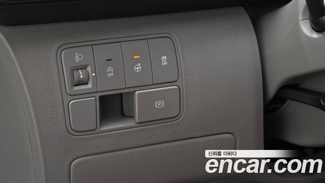 Hyundai Staria Lounge 9-Seater Prestige 2022 — фото 20