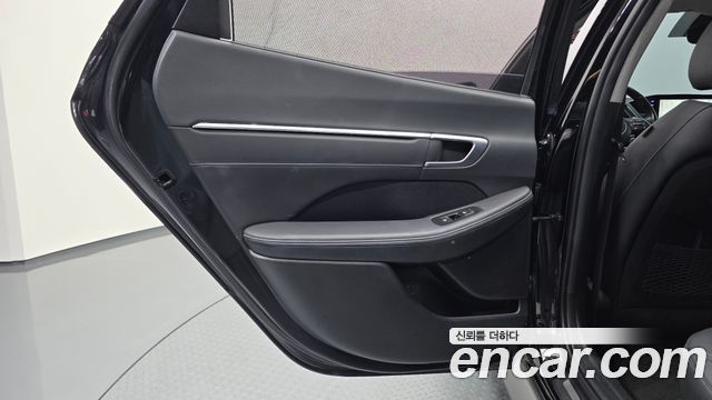 Hyundai Sonata (DN8) 2.0 Premium Plus 2023 — фото 25
