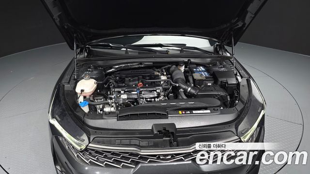 Kia K5 (III) 1.6 Turbo Signature 2022 — фото 6