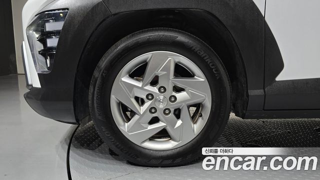 Hyundai Kona (SX2) Gasoline 1.6 Turbo 2WD Modern 2023 — фото 5