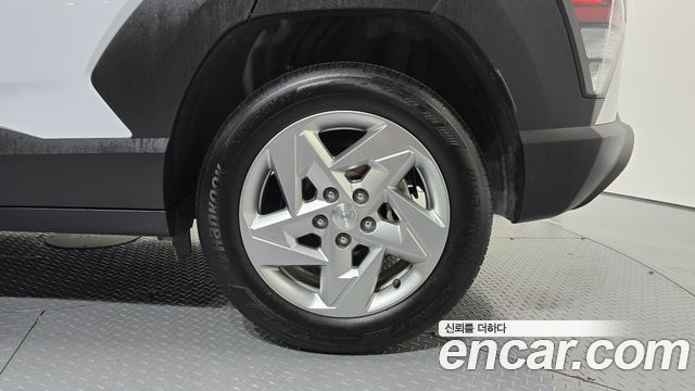 Hyundai Kona (SX2) Gasoline 1.6 Turbo 2WD Modern 2023 — фото 21