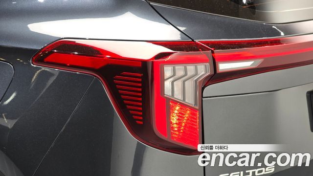 Kia Seltos Gasoline 2.0 2WD Prestige 2024 — фото 23