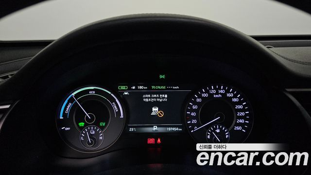 Kia K7 Hybrid Prestige 2017 — фото 8