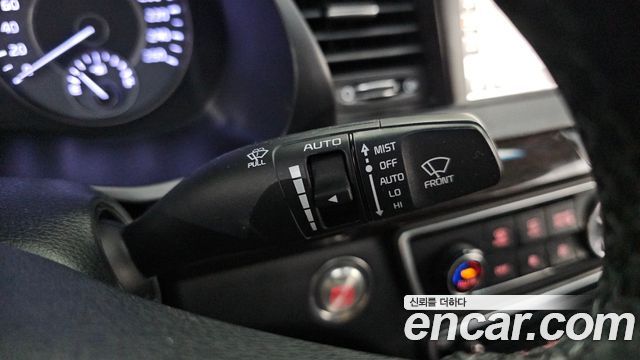 Kia K7 Hybrid Prestige 2017 — фото 17