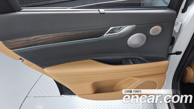 Genesis G80 (RG3) Gasoline 2.5 Turbo AWD 2021 — фото 25