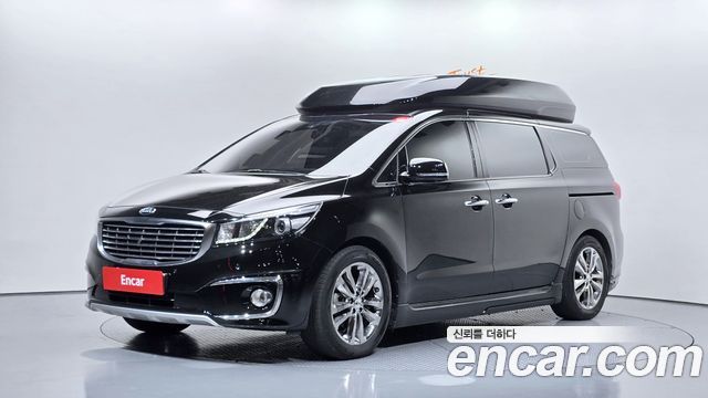 Kia Carnival Gasoline 9-seater Hi-Limousine Noblesse 2018 — фото 1
