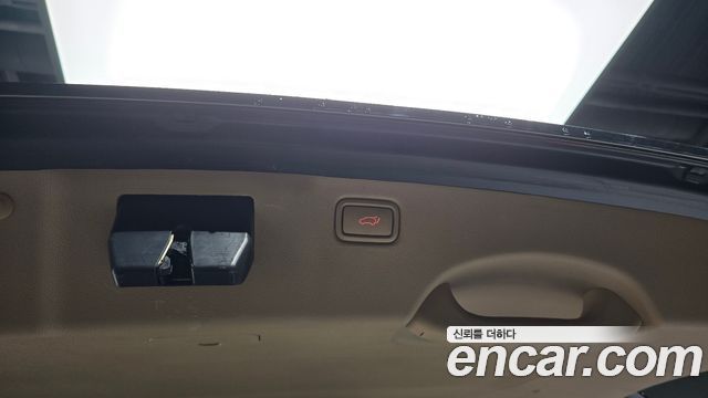 Kia Carnival Gasoline 9-seater Hi-Limousine Noblesse 2018 — фото 36