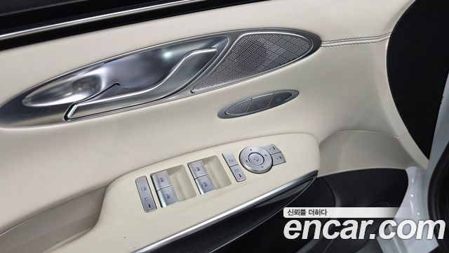 Genesis GV70 2.2 Diesel AWD 2021 — фото 36