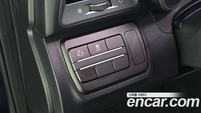 KG Mobility (SsangYong) Tivoli Armor VX 2WD 2018 — фото 20