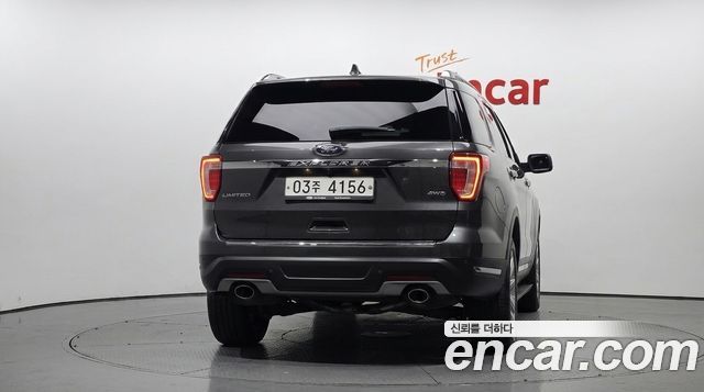 Ford Explorer 3.5 Limited 4WD 5th 2019 — фото 4