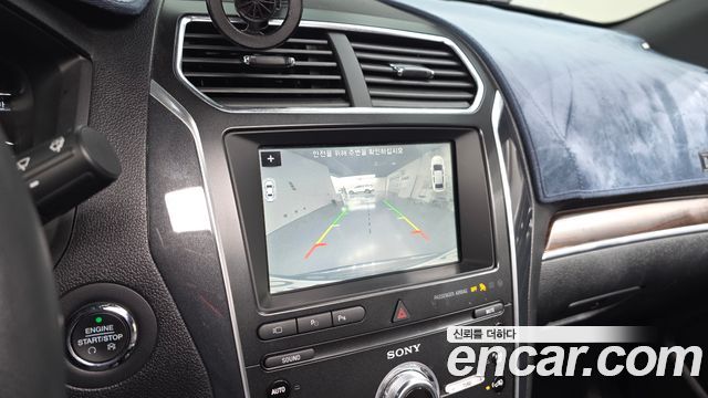 Ford Explorer 3.5 Limited 4WD 5th 2019 — фото 18