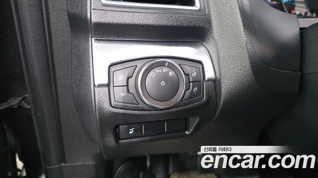 Ford Explorer 3.5 Limited 4WD 5th 2019 — фото 20