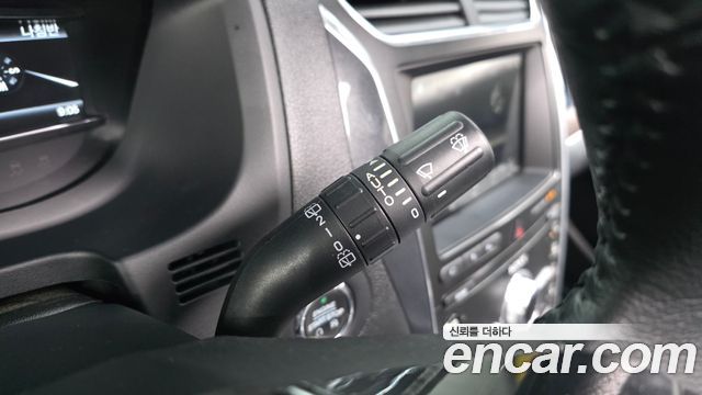 Ford Explorer 3.5 Limited 4WD 5th 2019 — фото 21